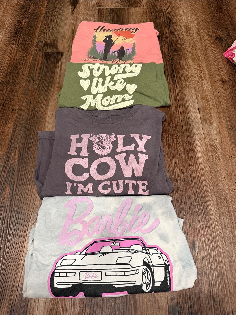 Barbie Girls' Light Gray & Pink Short Sleeve Graphic Tee